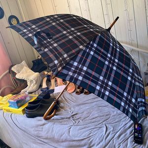 ☔️ Men’s Plaid Sophisticated Rain Umbrella 🌂😎